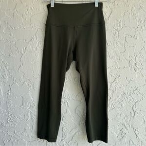 LULULEMON Legging Women 6 Align Crop Olive Green Athletic Casual Gym Yog…